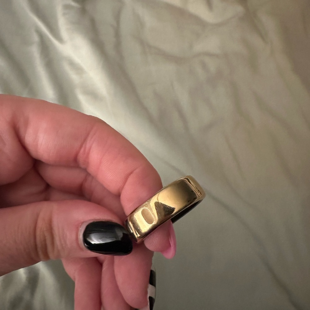 Oura Black Charging Dock